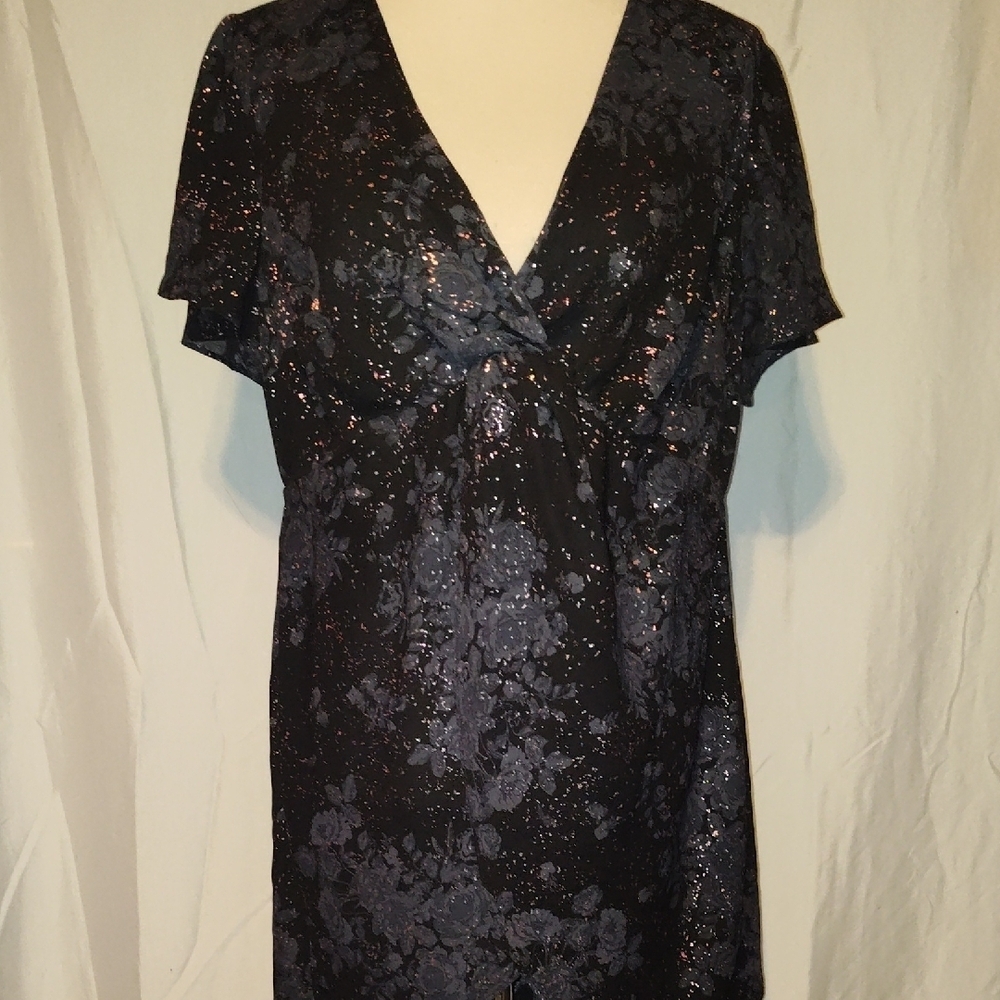 torrid BLACK FLORAL GEORGETTE TWIST FRONT BABYDOLL TUNIC size 0X Estimate Large